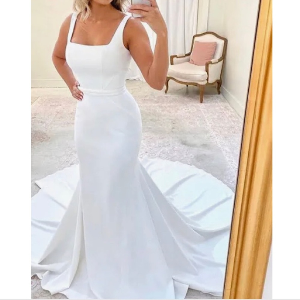 Wedding dress